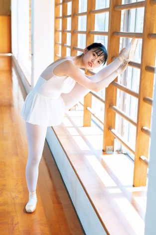 未開封)月-Luna-豊田ルナ1st写真集(ミスマガジン2019グランプリ) 豊田ルナ1st写真集 月-Luna- | 唐木 貴央, 豊田 ルナ |本 | 通販