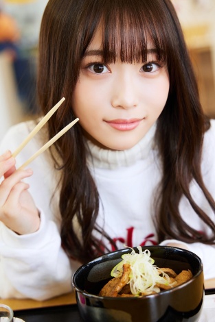 ババババンビの身長145cm・岸みゆ、初の単独アートブック発売「北海道