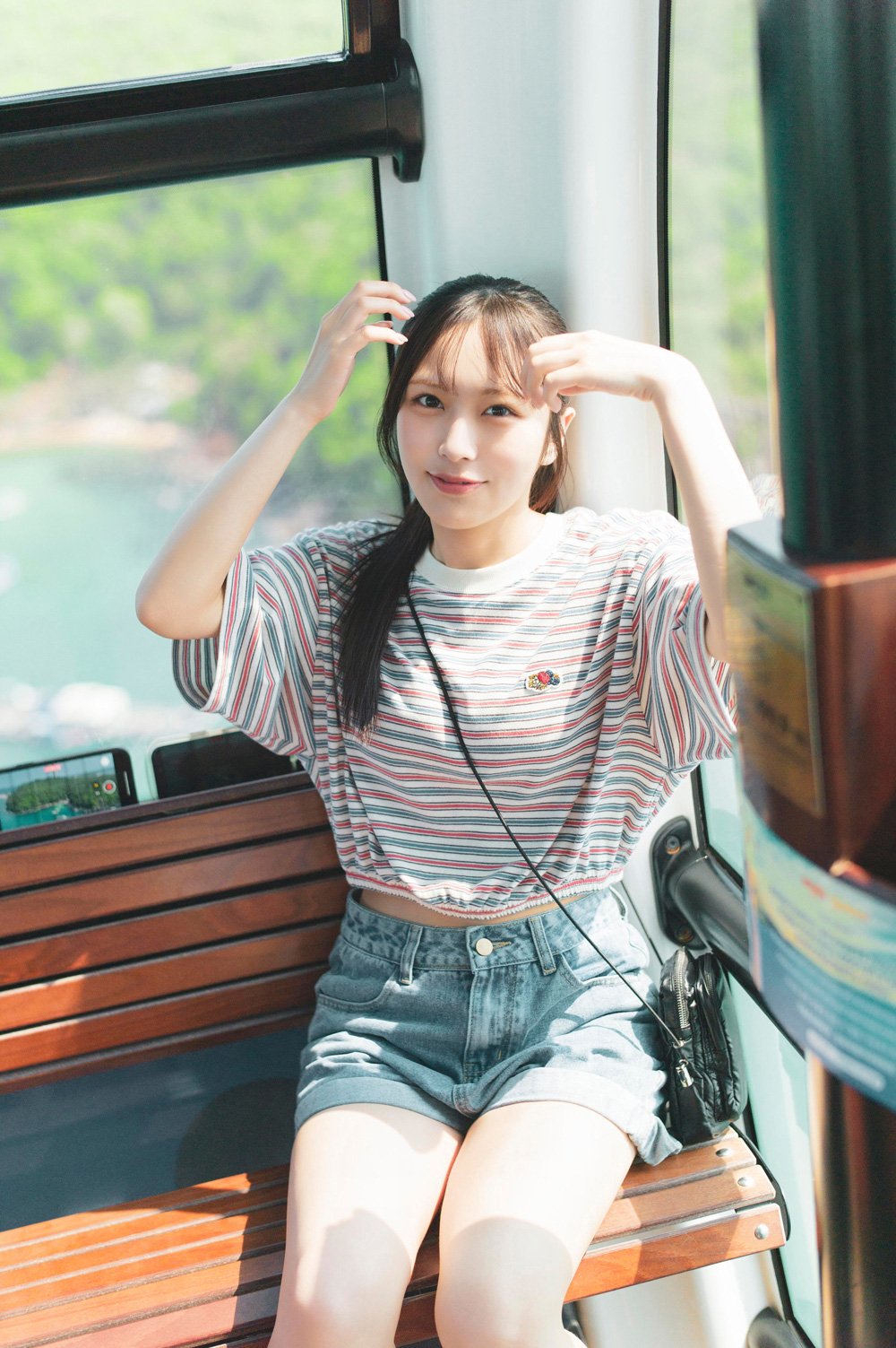 国宝級スタイル美少女・逢田珠里依、初の写真集から美ボディ際立つ先行