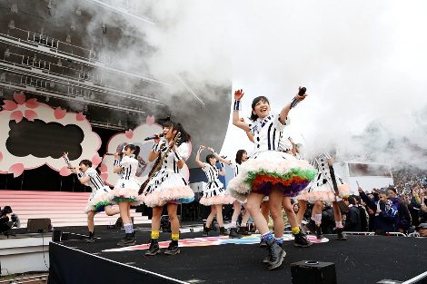 初野外ライブ大成功!! 私立恵比寿中学『狂い咲きエビィーロード 