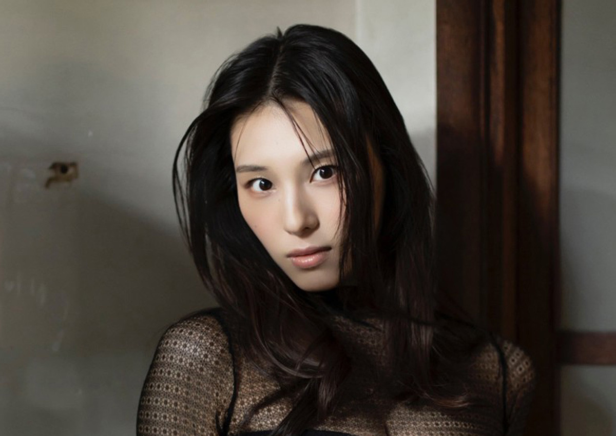 元乃木坂46・相楽伊織、デジタル限定写真集で研ぎ澄まされた美ボディと