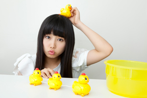 女性アイドル・俳優系テレホンカード　「廣田あいか(私立恵比寿中学)/鈴木友梨耶(Cheeky Parade)/菊地最愛(さくら学院)」 週刊BIG COMICスピリッツ 抽プレ テレホンカード アイドル テレカ 廣田あいか(私立恵比寿中学